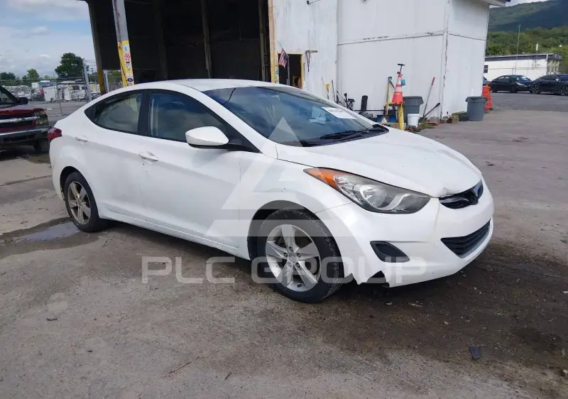 2011 Hyundai Elantra photo