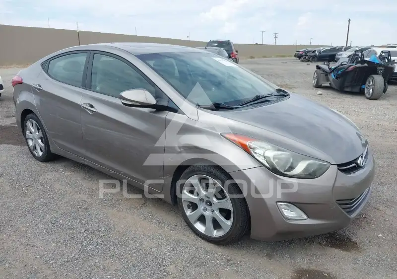 2011 Hyundai Elantra photo