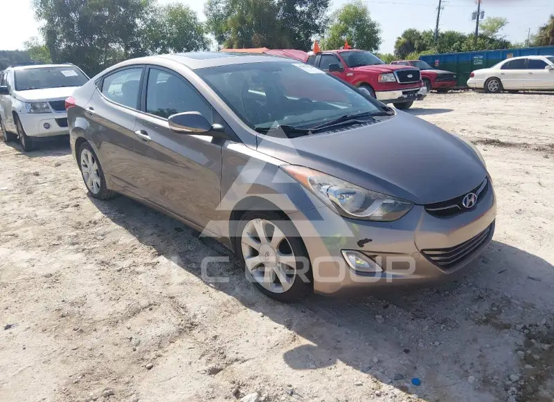 2011 Hyundai Elantra photo