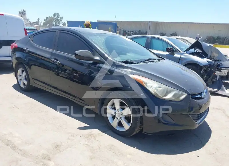 2011 Hyundai Elantra photo
