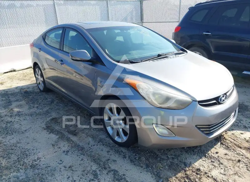 2011 Hyundai Elantra photo