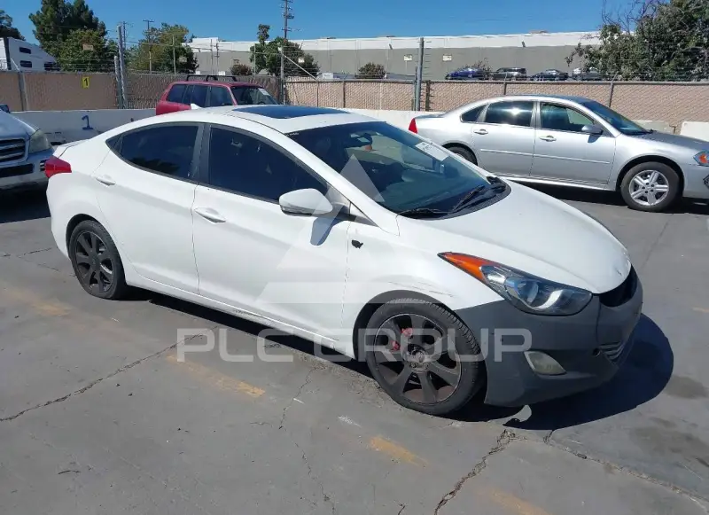 2011 Hyundai Elantra photo