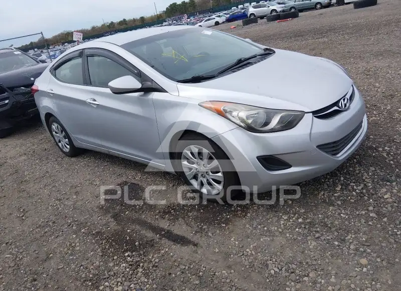 2011 Hyundai Elantra photo