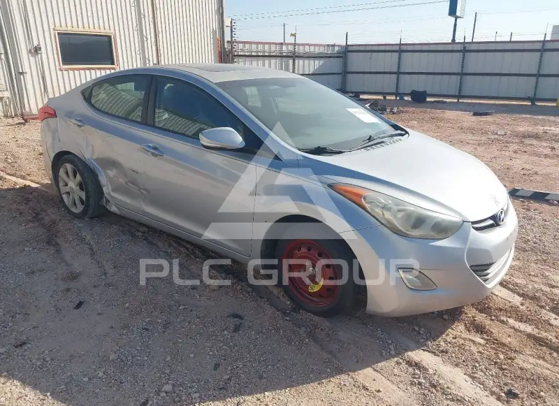 2011 Hyundai Elantra photo