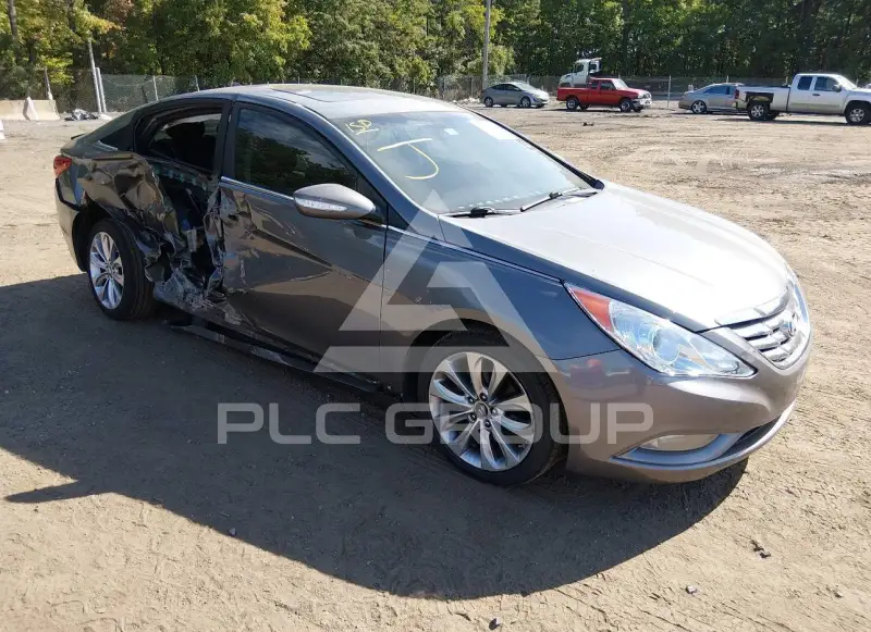 2011 Hyundai Sonata photo
