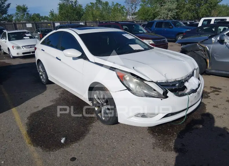 2011 Hyundai Sonata photo