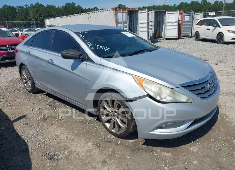 2011 Hyundai Sonata photo