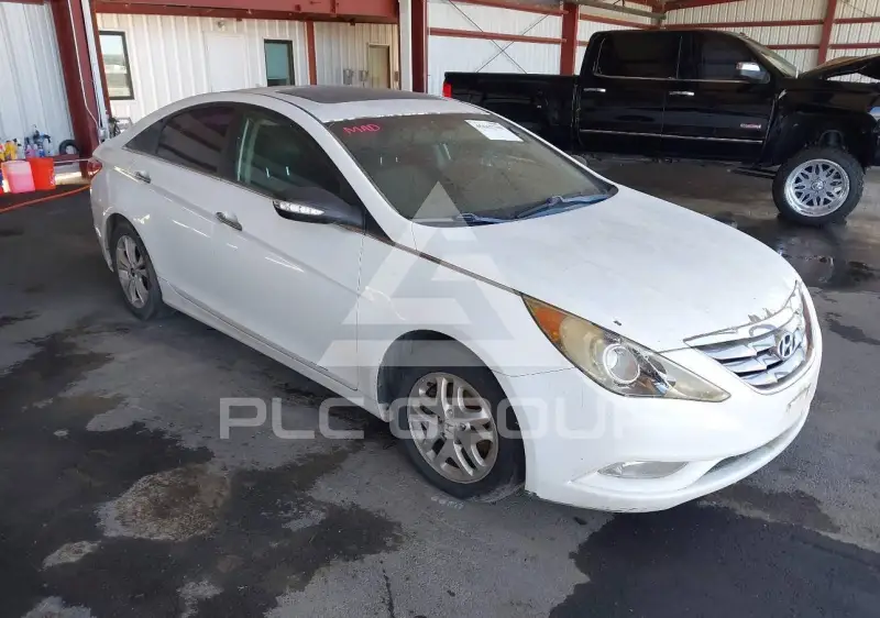 2011 Hyundai Sonata photo
