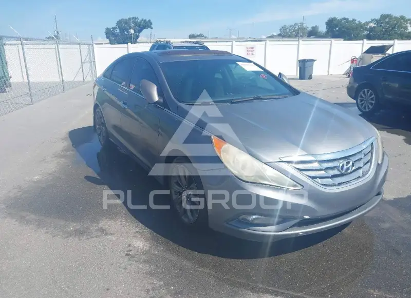 2011 Hyundai Sonata photo