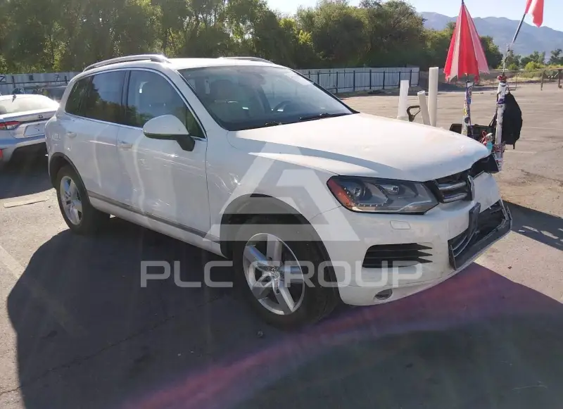 2011 Volkswagen Touareg фото