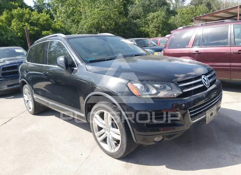 2011 Volkswagen Touareg фото