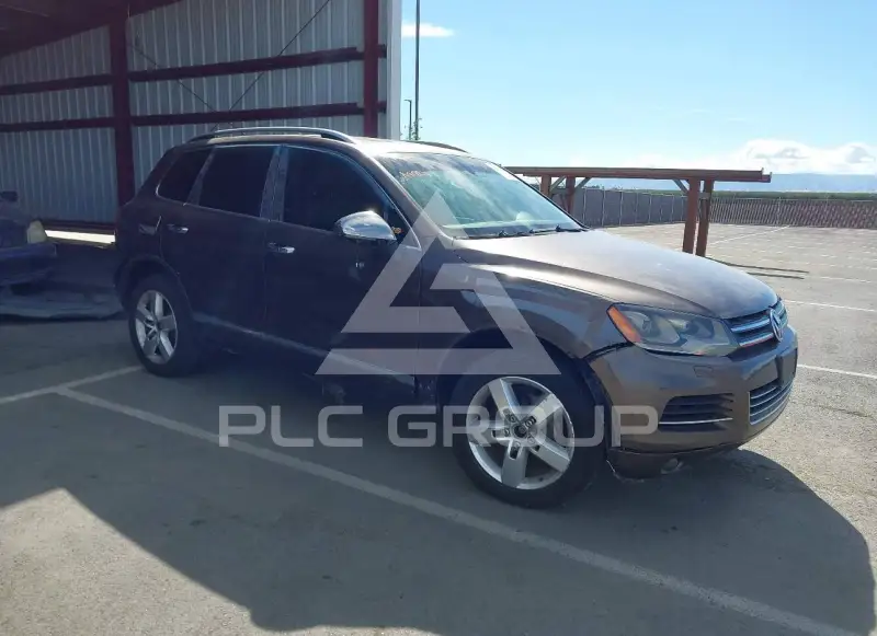 2011 Volkswagen Touareg фото