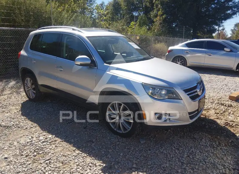 2011 Volkswagen Tiguan photo
