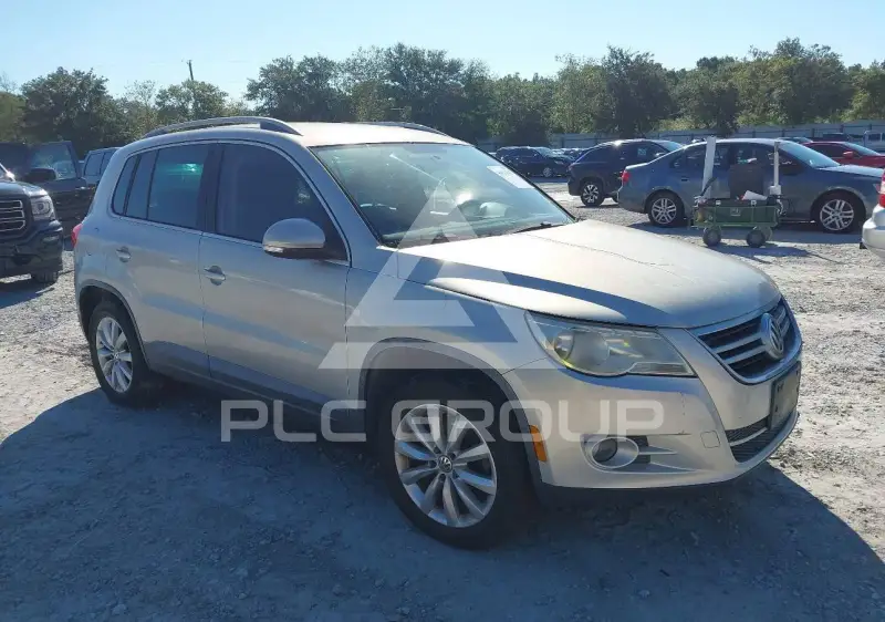 2011 Volkswagen Tiguan фото