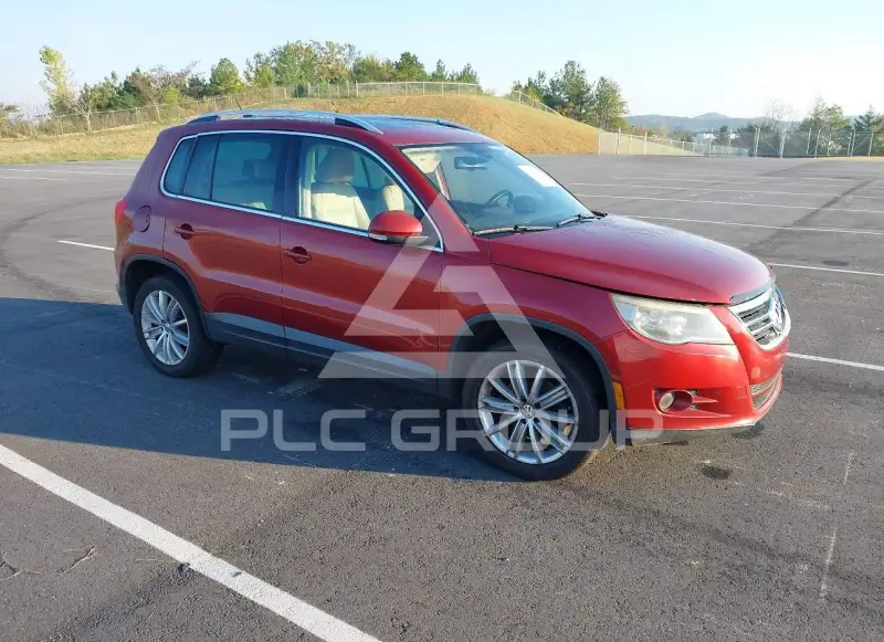 2011 Volkswagen Tiguan photo