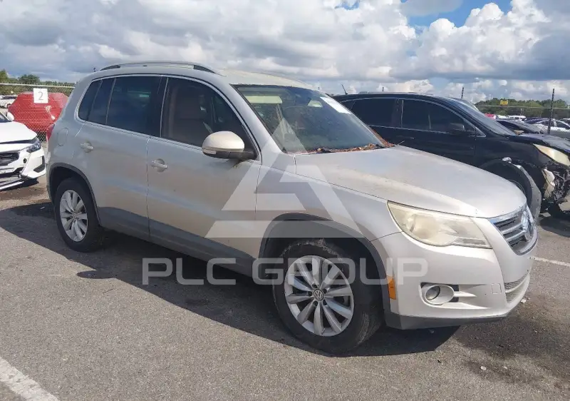 2011 Volkswagen Tiguan фото