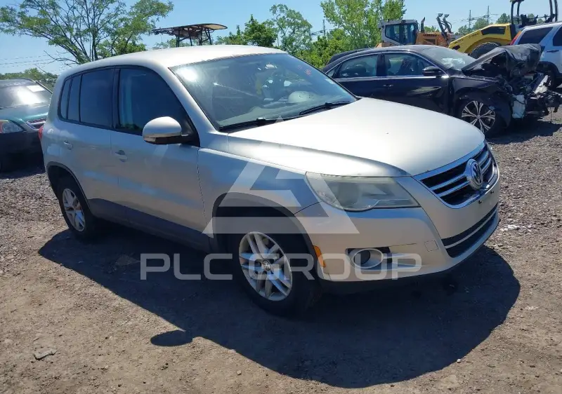2011 Volkswagen Tiguan фото