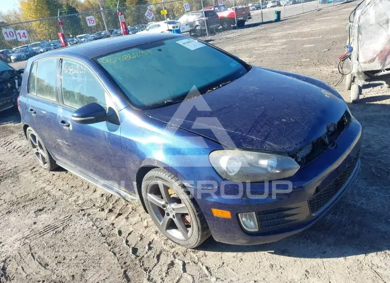 2011 Volkswagen GTI photo