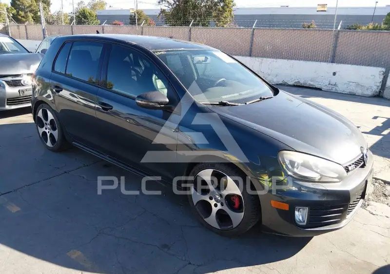 2011 Volkswagen GTI photo
