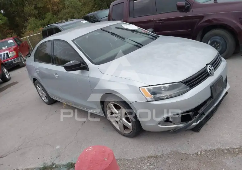 2011 Volkswagen Jetta photo