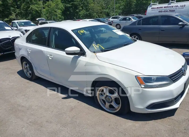 2011 Volkswagen Jetta photo