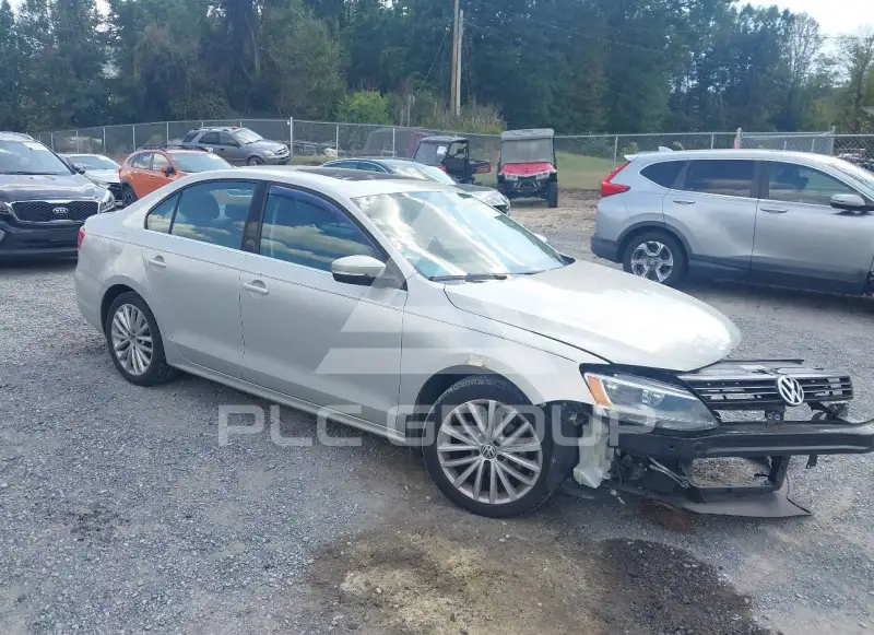 2011 Volkswagen Jetta photo