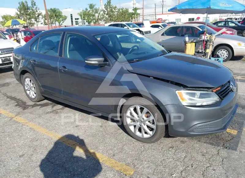 2011 Volkswagen Jetta photo