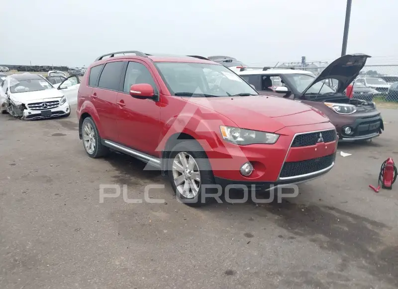2012 Mitsubishi OUTLANDER photo