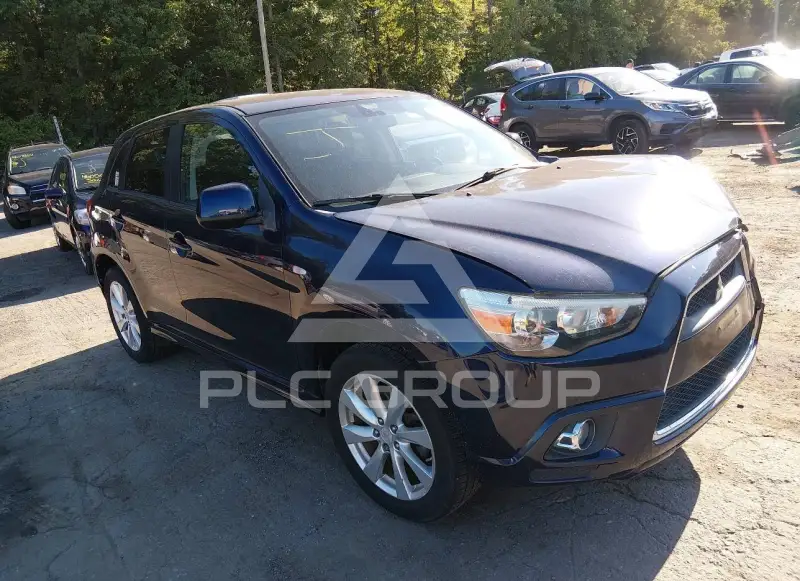 2012 Mitsubishi OUTLANDER photo