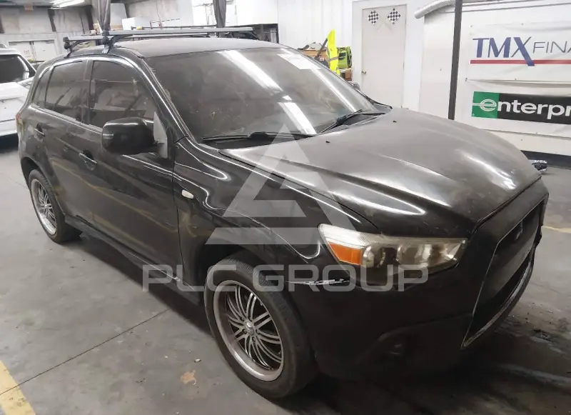 2012 Mitsubishi OUTLANDER photo