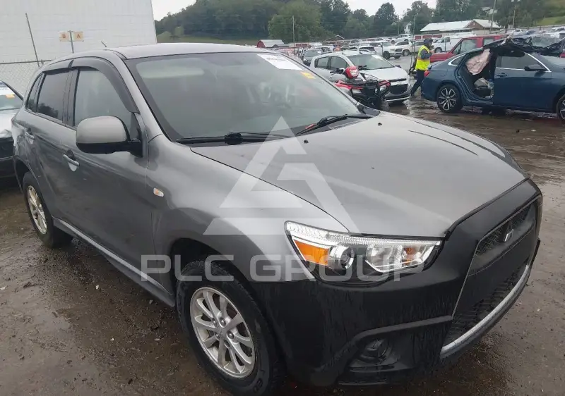 2012 Mitsubishi OUTLANDER фото
