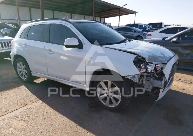 2012 Mitsubishi OUTLANDER фото
