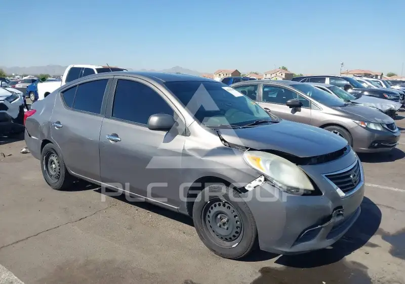 2012 Nissan VERSA фото