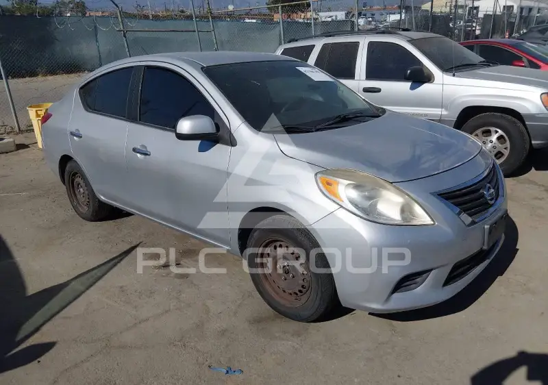 2012 Nissan VERSA фото