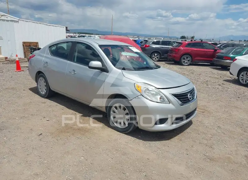 2012 Nissan VERSA фото