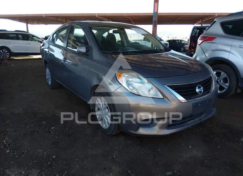 2012 Nissan VERSA фото