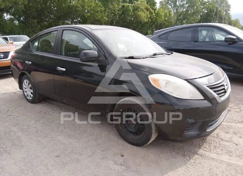 2012 Nissan VERSA photo