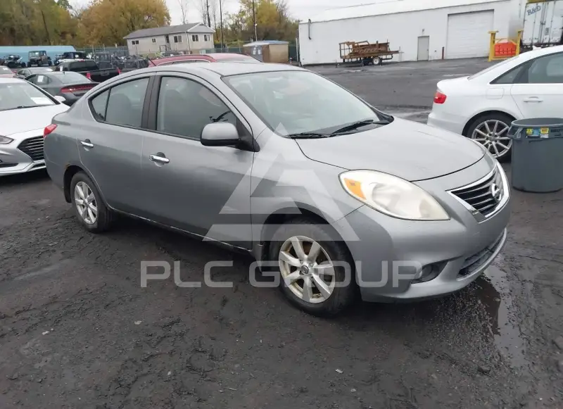 2012 Nissan VERSA фото