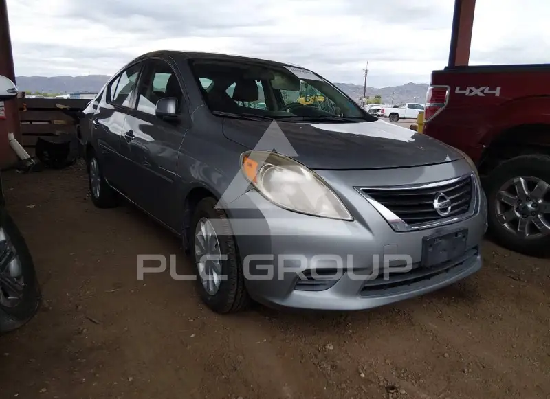 2012 Nissan VERSA фото