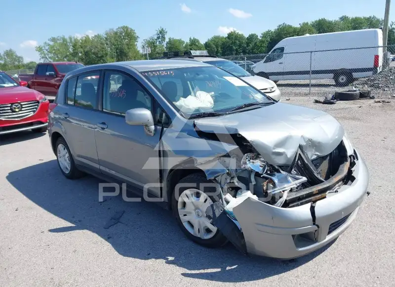 2012 Nissan VERSA photo