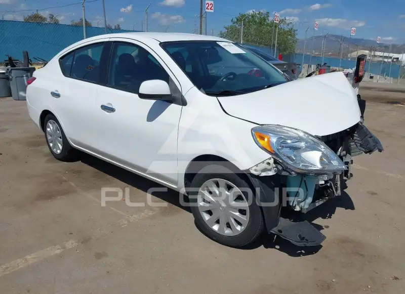 2012 Nissan VERSA photo