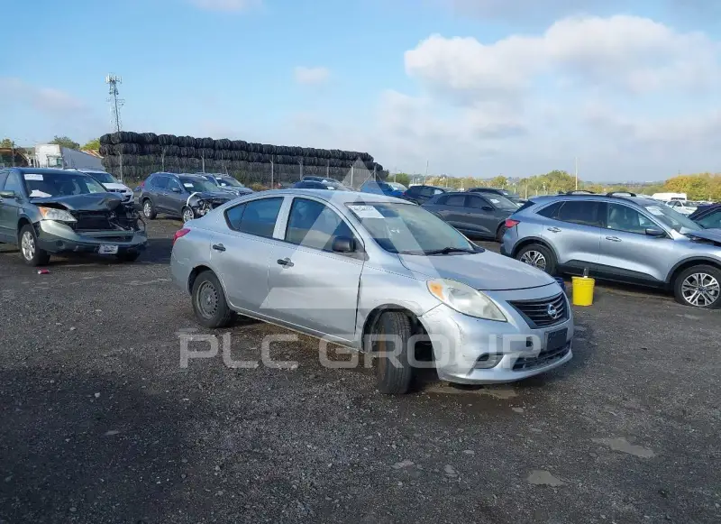 2012 Nissan VERSA фото