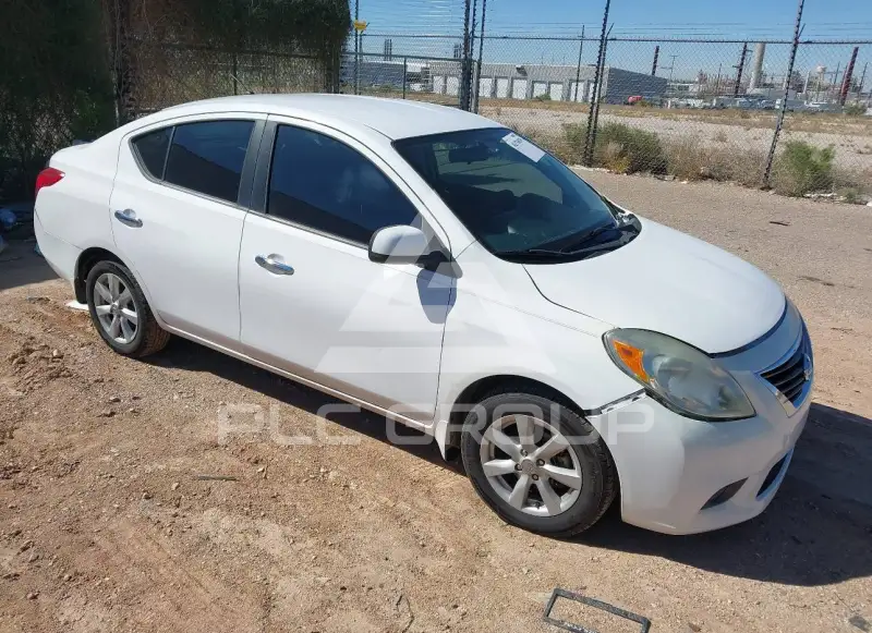 2012 Nissan VERSA фото