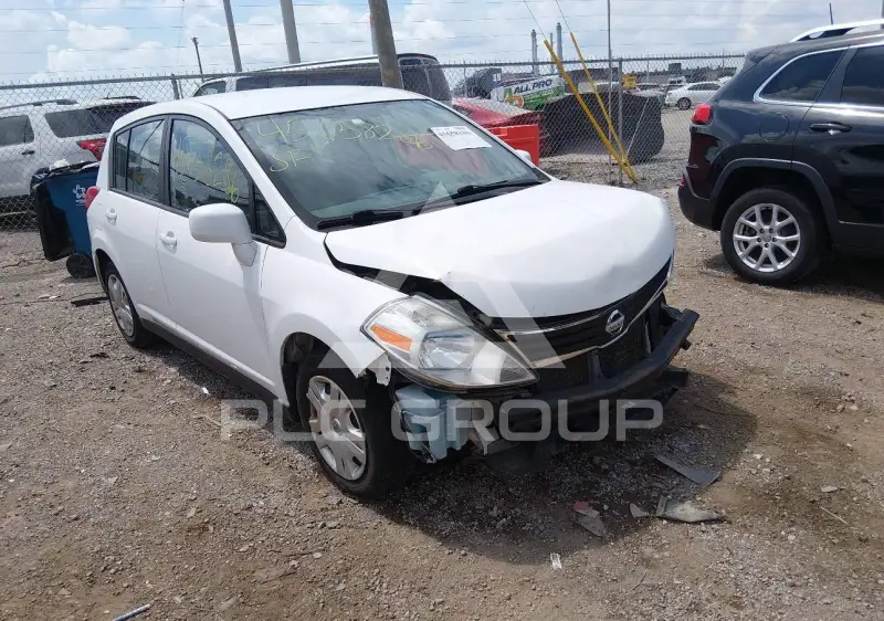 2012 Nissan VERSA фото