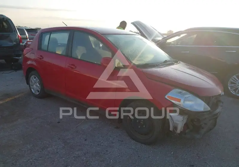 2012 Nissan VERSA photo