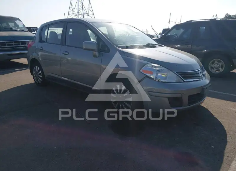2012 Nissan VERSA photo