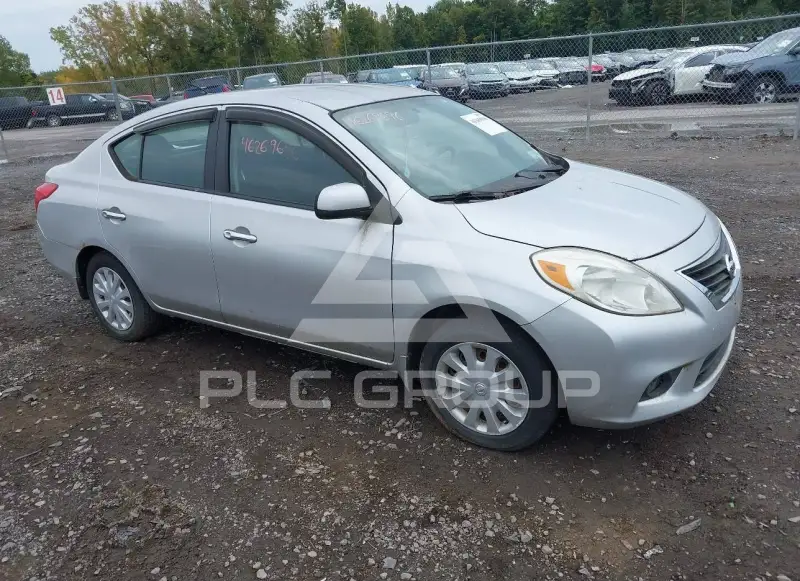 2012 Nissan VERSA фото