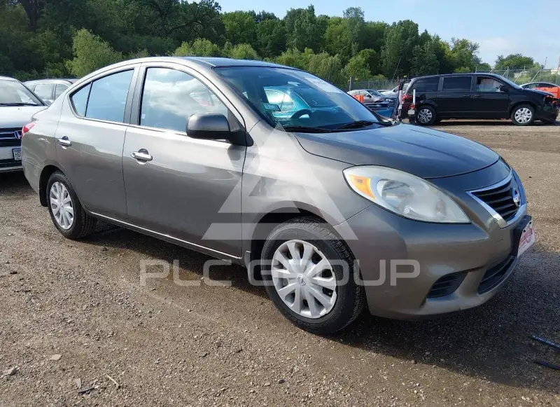 2012 Nissan VERSA фото