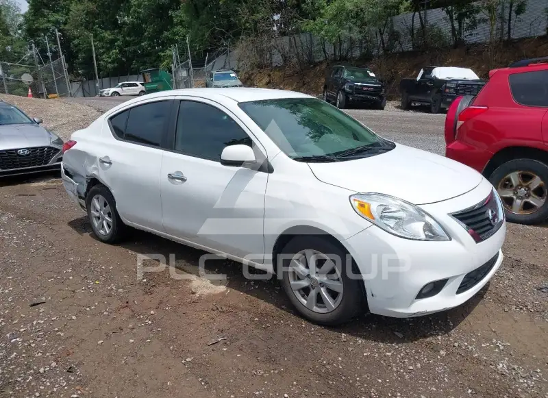 2012 Nissan VERSA photo
