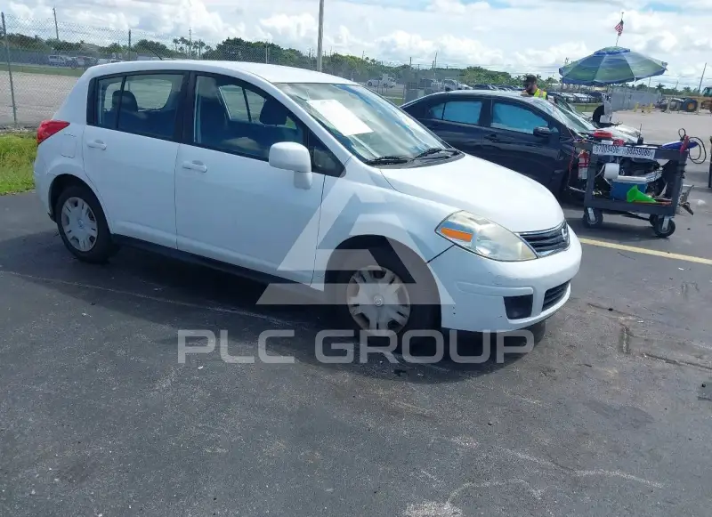 2012 Nissan VERSA photo